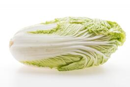 Free photo lettuce fresh vegetable heart nature