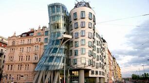 11 клас Всесвітня історія Тема уроку: Основні тенденції розвитку літератури, образотворчого мистецтва, архітектури, музики, театру, кіно та спорту.