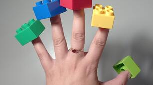 Ігри з цеглинками Lego в які легко грати вдома.