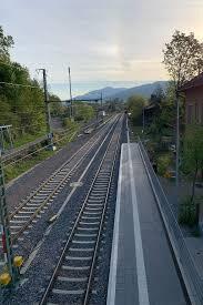 0402wyij-f0f2-183x275.jpg