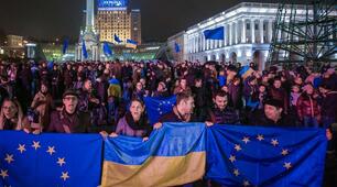 Презентація "Усна історія Майданів: від «Революції на граніті» до Революції Гідності (електронна «Книга пам’яті»)"