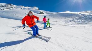 5 Reasons To Take Your Family on a Ski Holiday | Alpine Elements