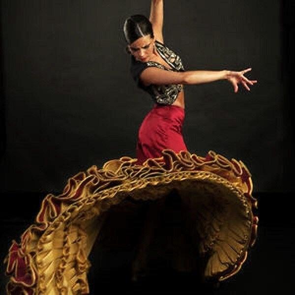 .flamenco | Фламенко, Танцевальные позы, Танец дождя