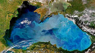 Чорне та Азовське море
