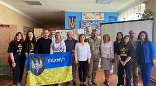 СЦЕНАРІЙ ДО СВЯТА ГЕРОЇВ  «Час вибрав саме Вас»