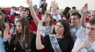 Сценарій випускного 9 клас (родинне свято) 2023 "Адресування в майбутнє"