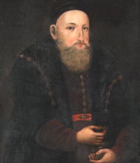 04038atj-e917-284x329.jpg